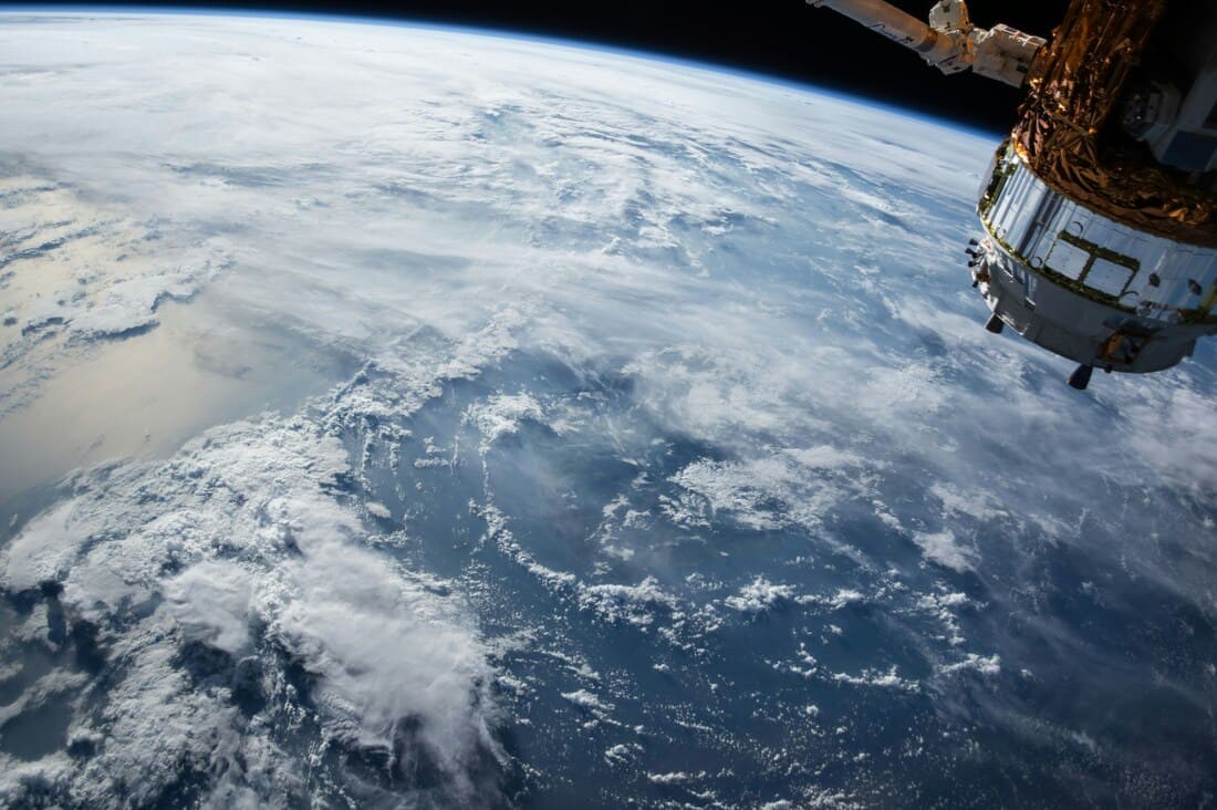 China Sends Astronauts to Space for a Whole Year!
