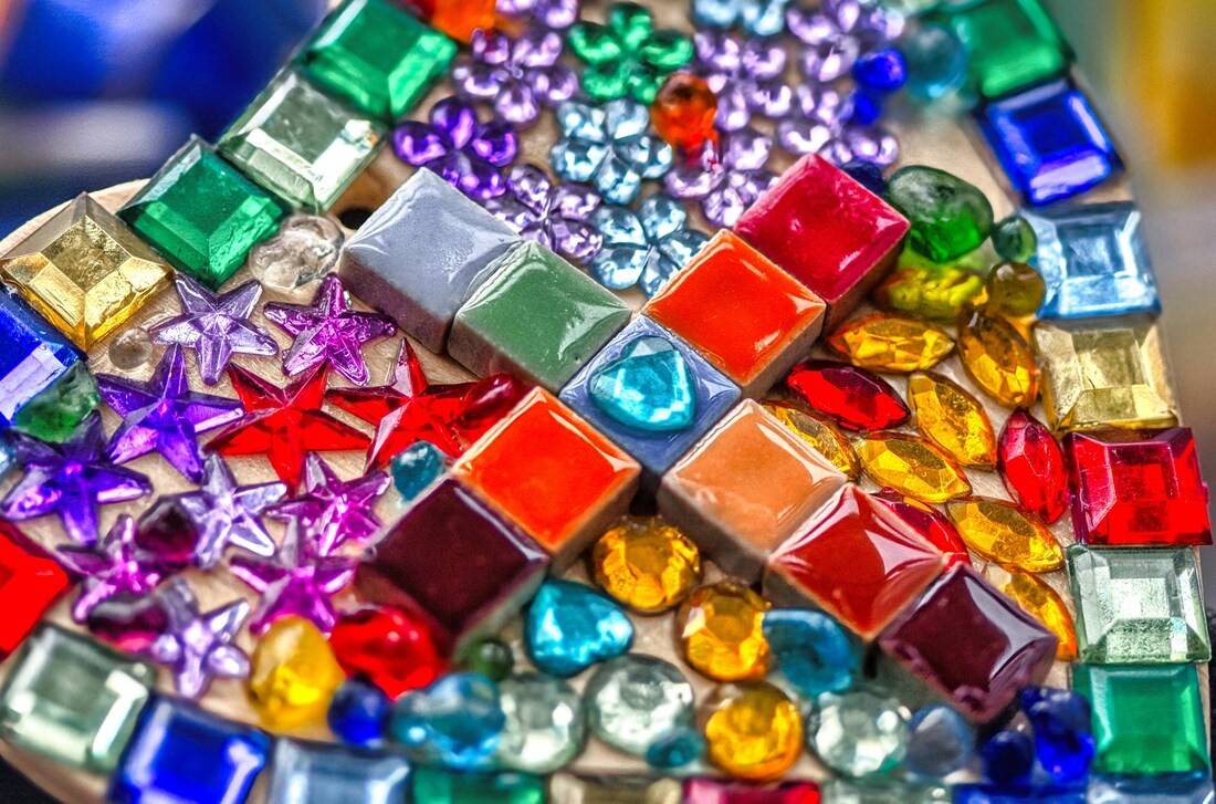 Bedazzling: The Hot New Sparkly Trend