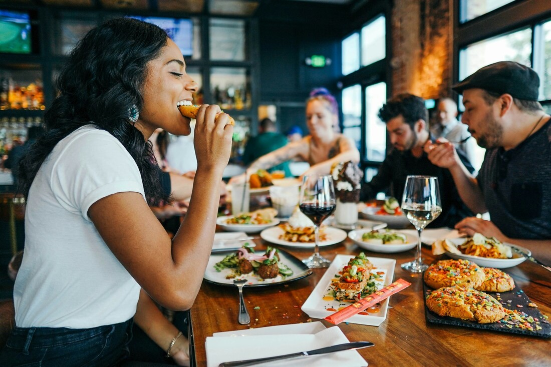 Splitting the Bill: Fair or Unfriendly?