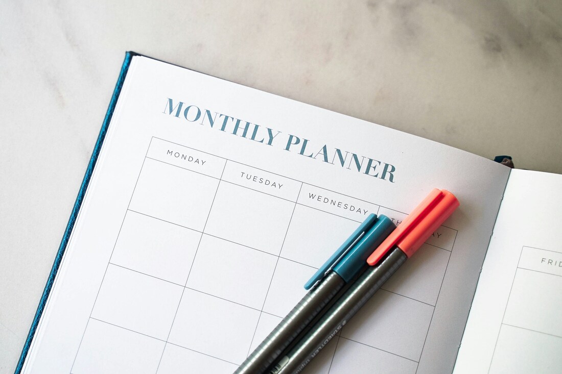 Is It Better to Plan Everything or Be Spontaneous?