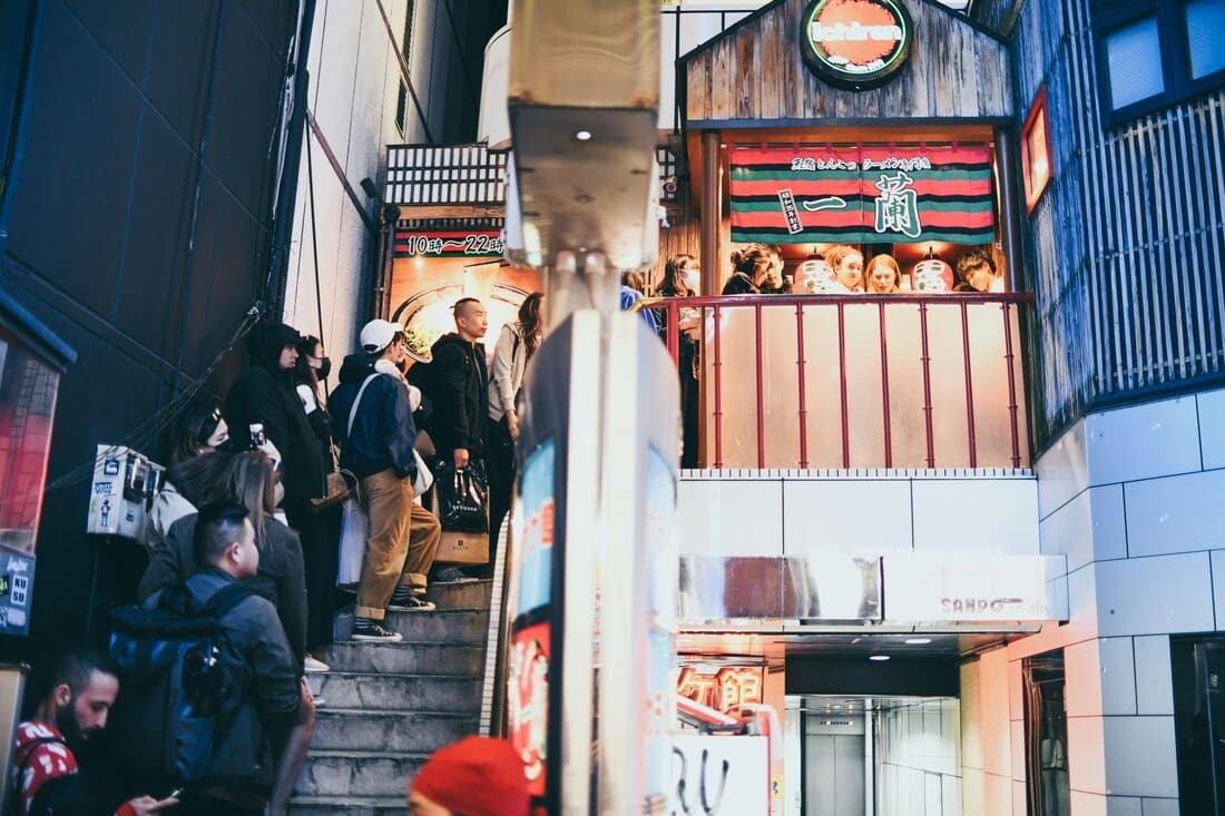Pay to Skip the Line: Japan's New Restaurant Trend