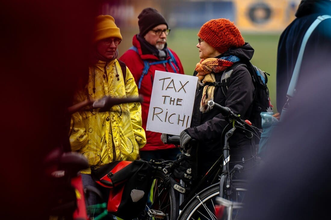 Should Billionaires Pay More? The Wealth Tax Debate